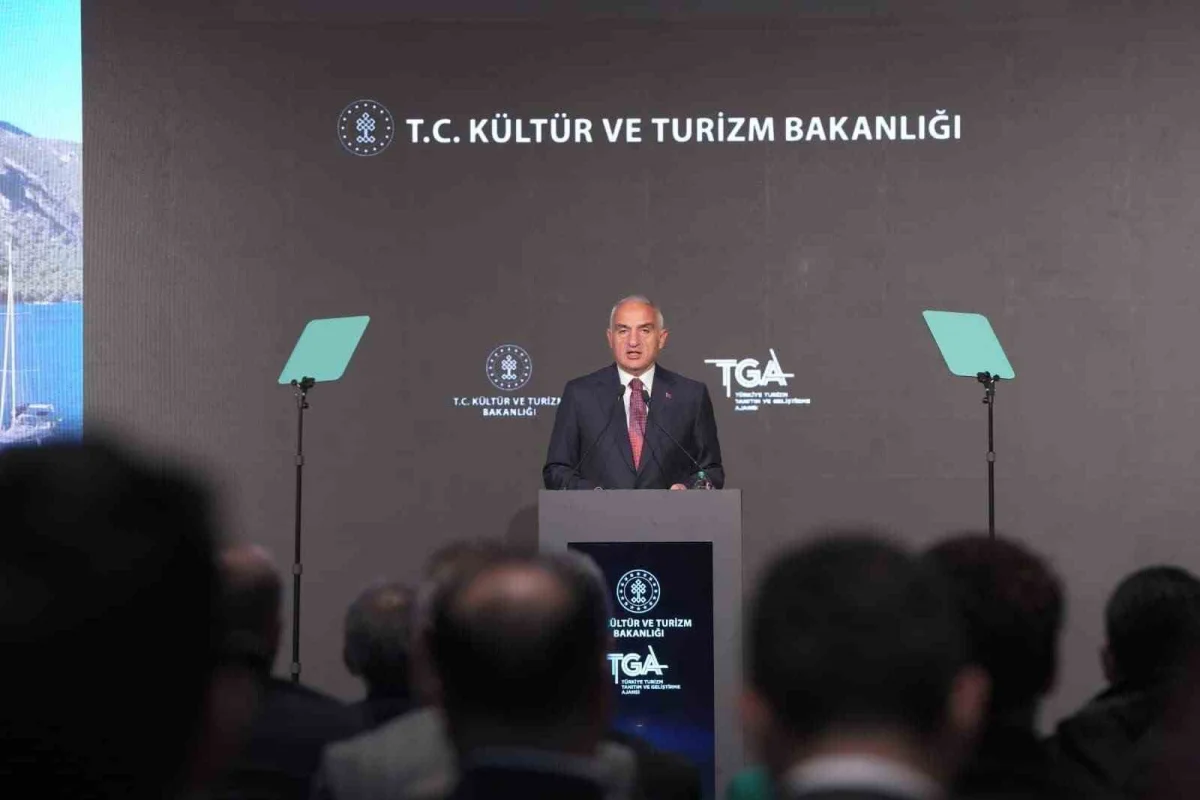 Bakan Ersoy: &Prime;Ocak-Eylül döneminde turizm geliri 51 milyar 278 milyon dolara ulaştı&Prime;