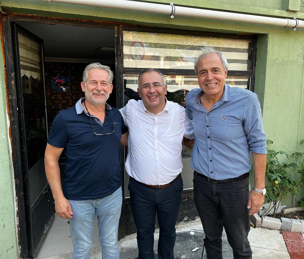İYİ Parti Adapazarı Teşkilatı Eski Hendek Caddesi'nde