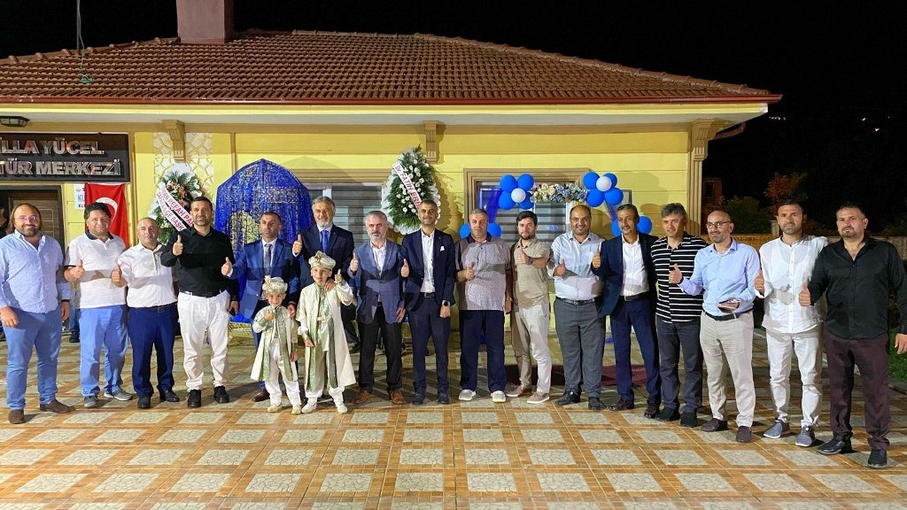 Abdulgafur Cevher; Oğullarını Sünnet Ettirdi