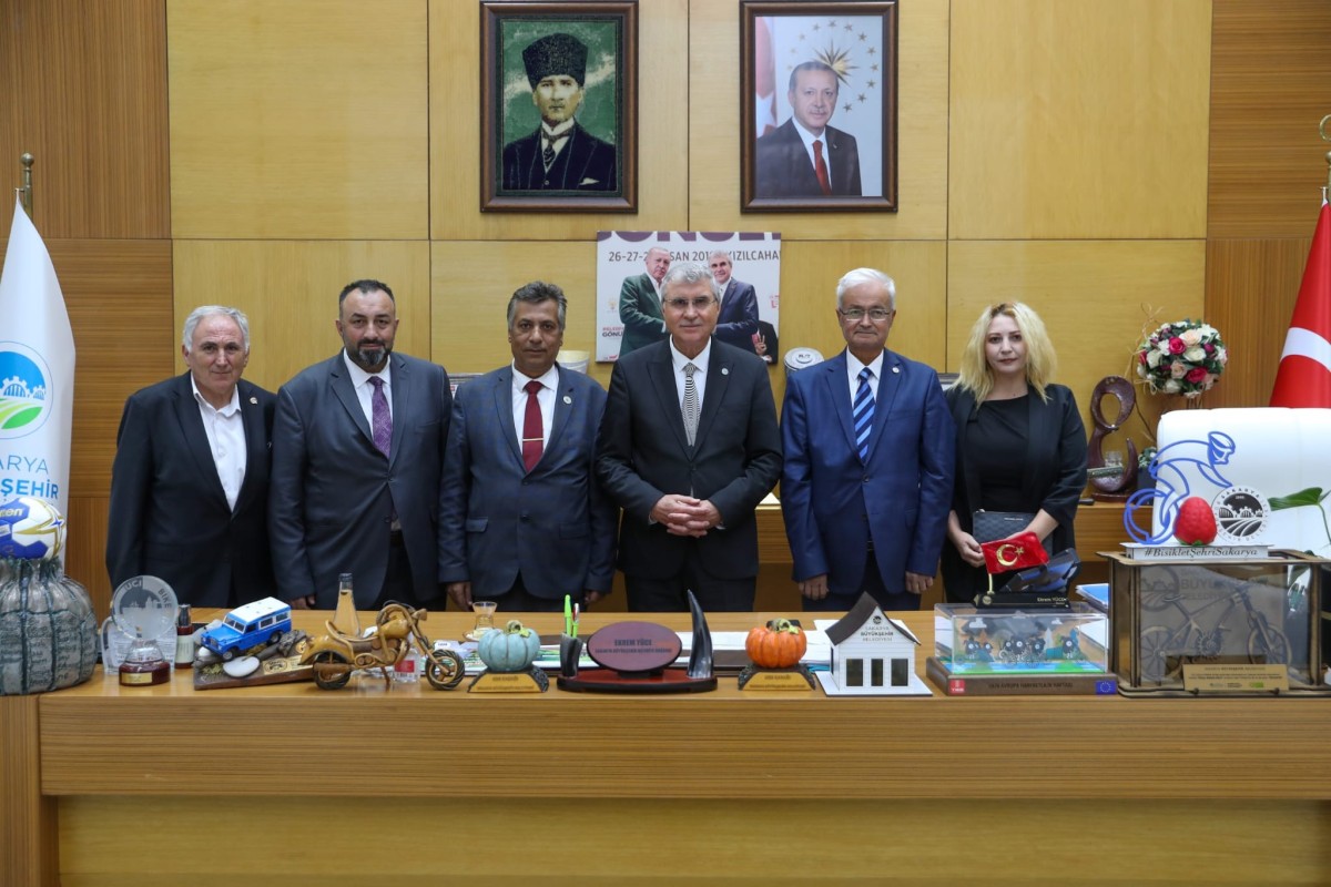 UGC Genel Başkanı Ahmet Öz Sakarya’da ziyaretlerde bulundu