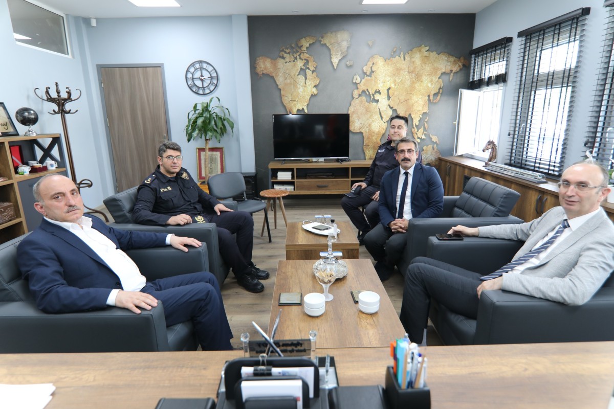 ÖDÜLLER BAŞKAN FEVZİ KILIÇ’TAN