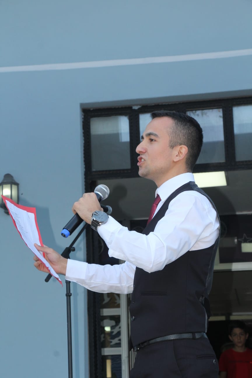 Okul Polisinden yürekleri titreten Cumhuriyet şiiri