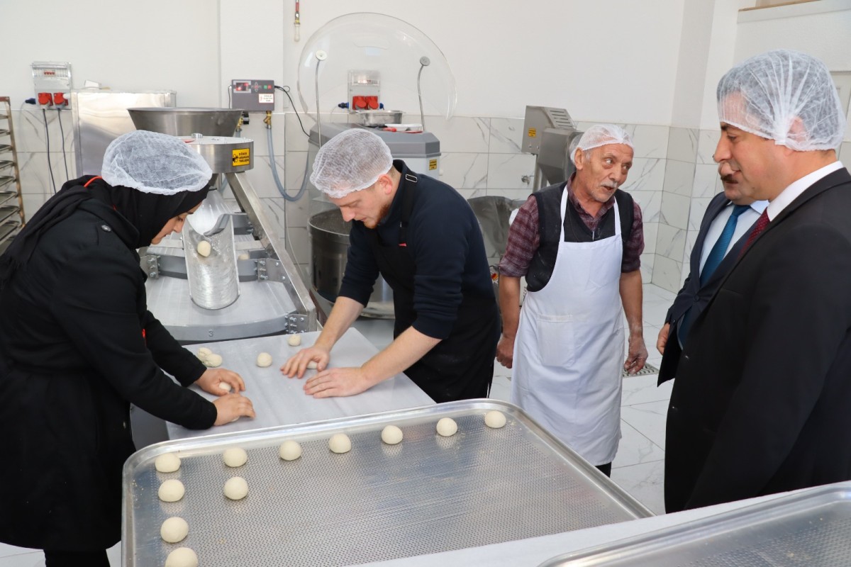Sezginler Mesleki ve Teknik Anadolu Lisesinde Kurulan Örnek Fırın İncelendi