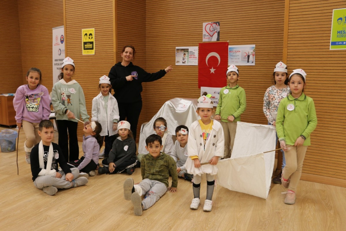 SGM drama öğrencilerinden  Kızılay Haftası için özel çalışma