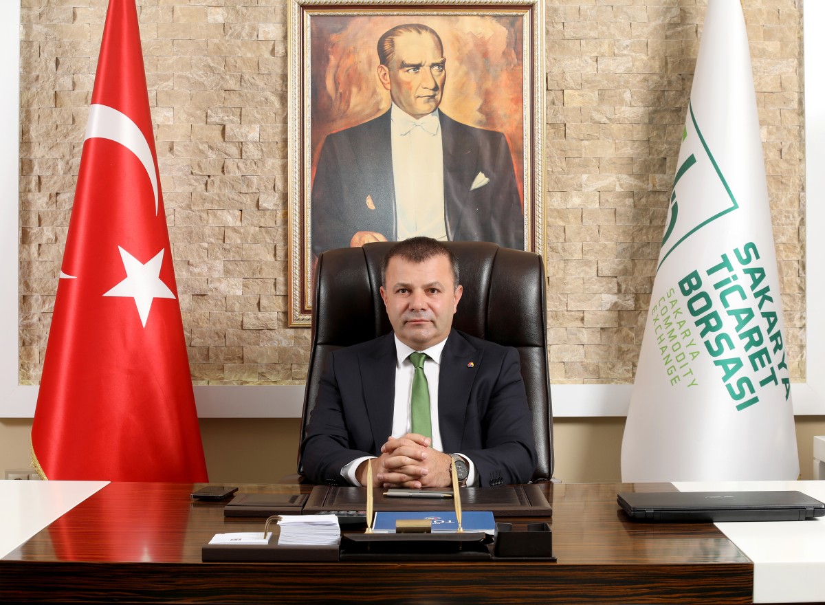 Sakarya Ticaret Borsası Yönetim Kurulu Başkanı Mustafa Genç 24 Kasım Öğretmenler Gününü kutladı