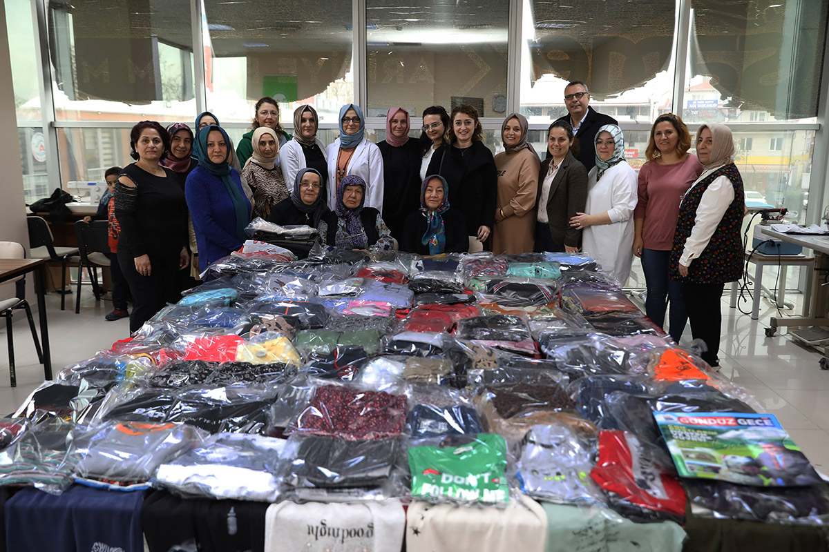 Atık Azaltım Haftası’nda Sosyal  Mağaza için ürettiler