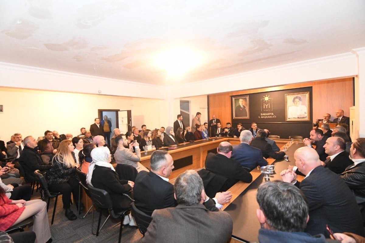 Fatih Akgün, İYİ Parti Sakarya İl Başkanlığı'na adaylığını açıkladı
