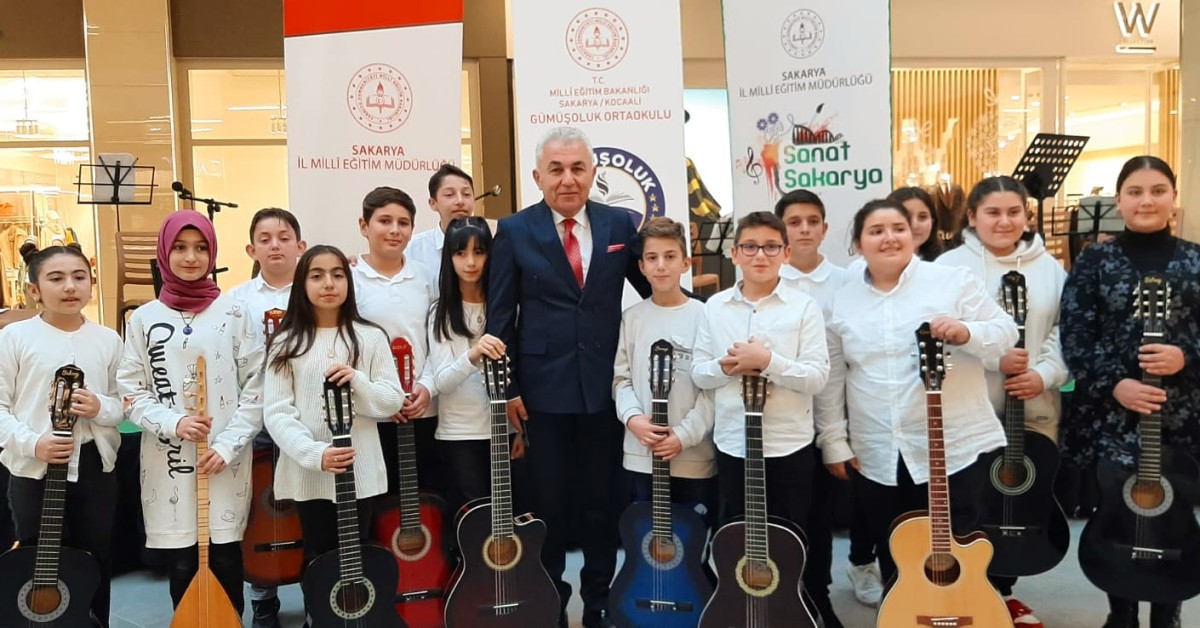 Kocaali Gümüşoluk Ortaokulu Öğrencileri Büyüledi.