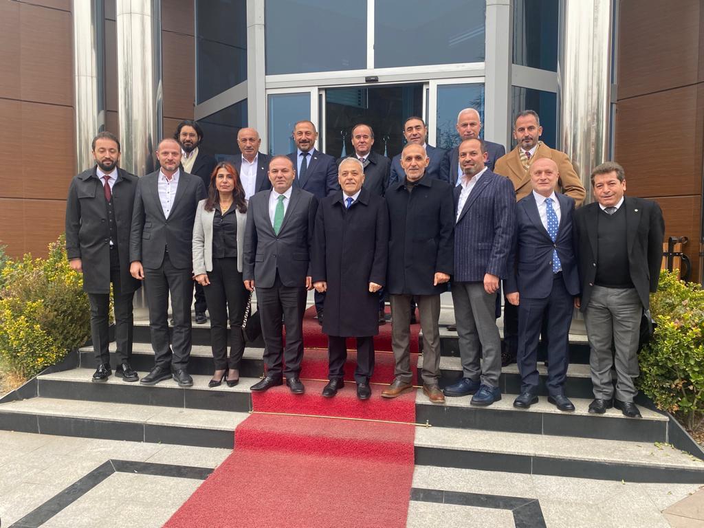 Müteahhitlik daha disiplinli meslek haline gelecek