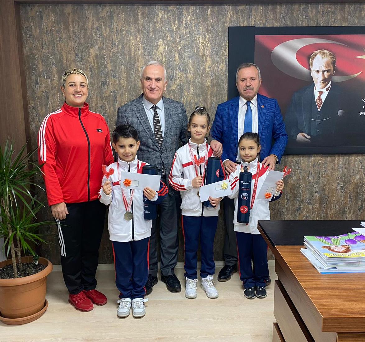 Şampiyon Öğrencilerimizle Gurur Duyduk