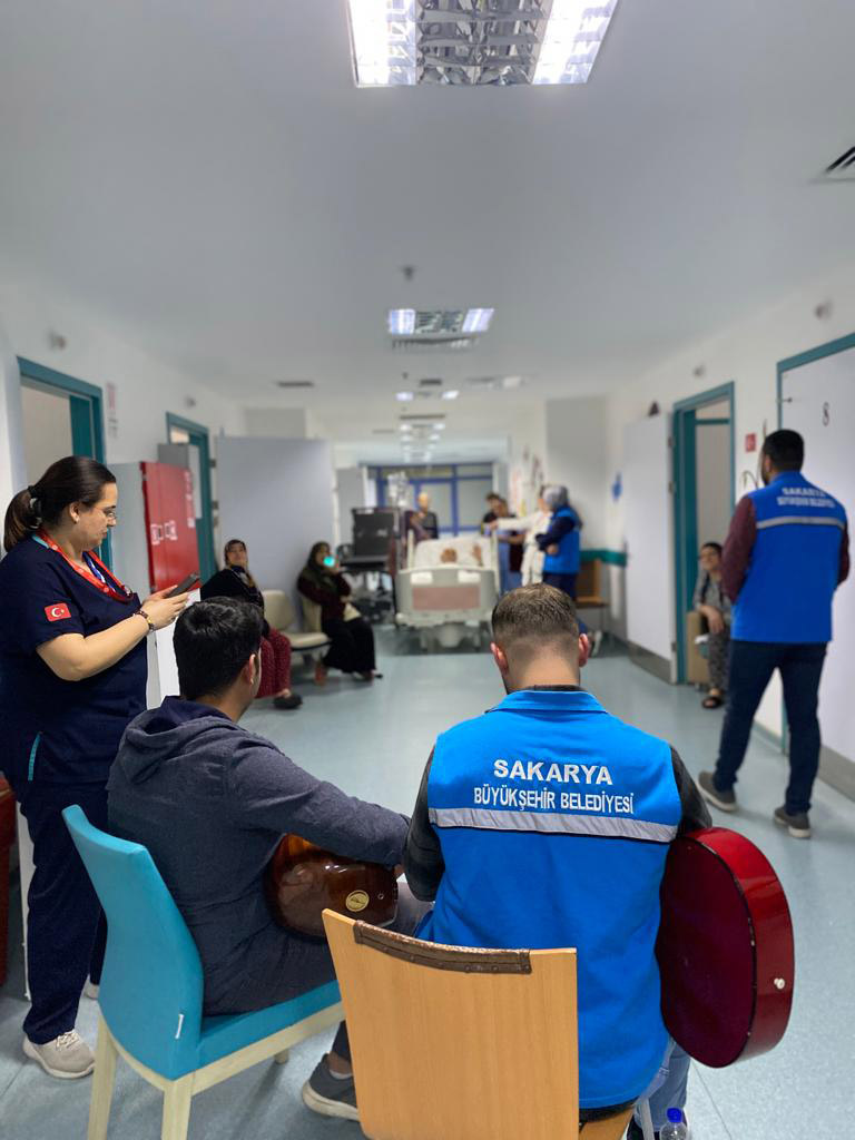 Büyükşehir’den kalpleri ısıtan  ziyaret