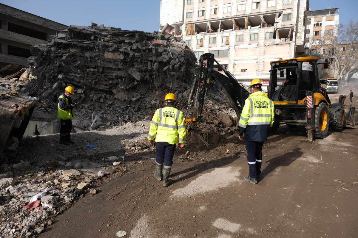 Kahramanmaraş’ın altyapısında  yaralar sarılmaya devam ediyor