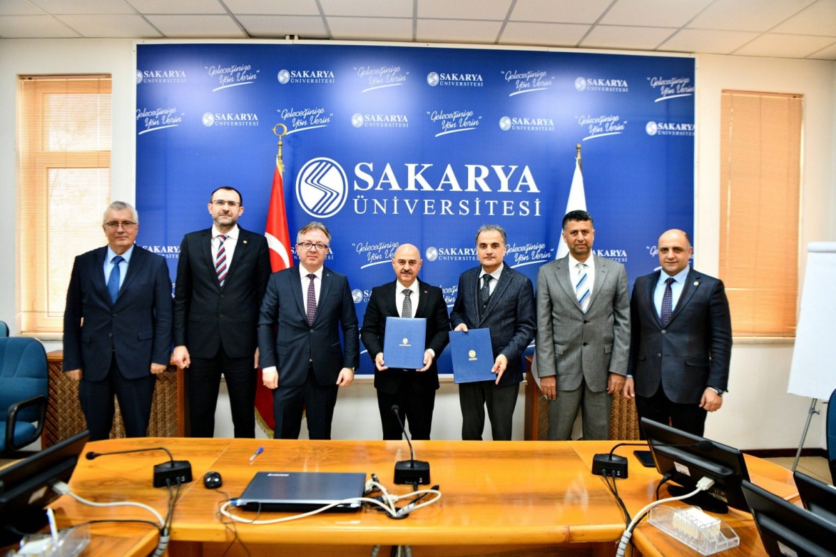 İki Komşu Üniversiteden Kurumsal İş Birliği