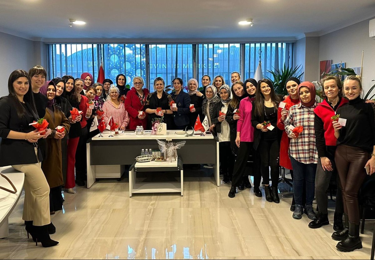SAKARYA’NIN GÜÇLÜ KADINLARI EL ELE