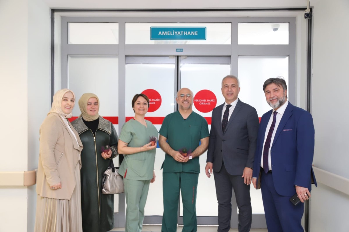 BAŞKAN BABAOĞLU’NDAN SAĞLIK ÇALIŞANLARINA ZİYARET
