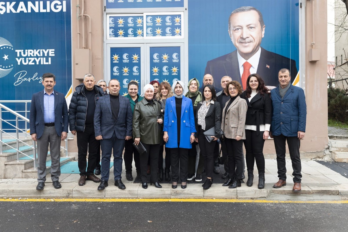 Nur Gülşan aday adaylığı başvurusunda bulundu.