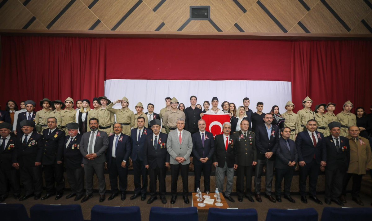 18 Mart Çanakkale Zaferi ve Şehitleri Anma Gününün 108. Yıl Dönümü Düzenlenen Programla Kutlandı.