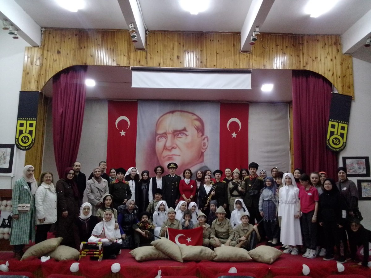 Ahmet Akkoç Ortaokulu 18 Mart Çanakkale Şehitleri Anma Programı