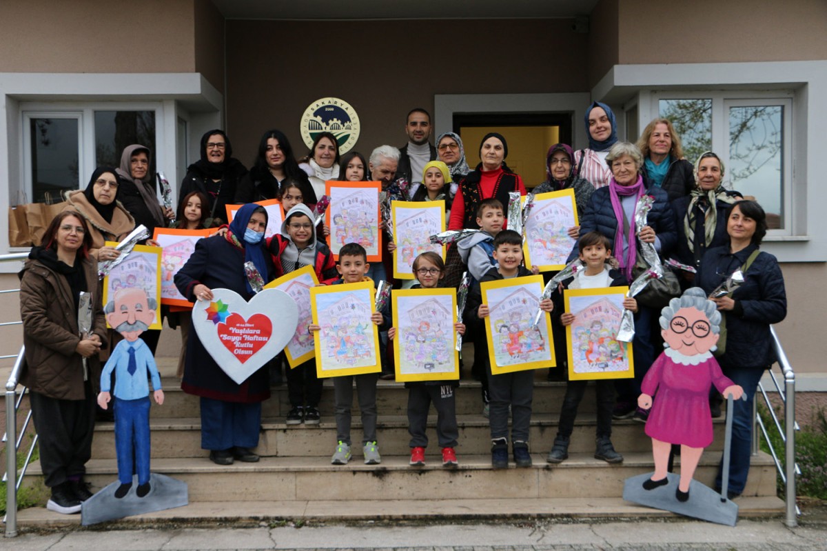 Çocuklar YADEM’de yaşlılarla  resim yaptı