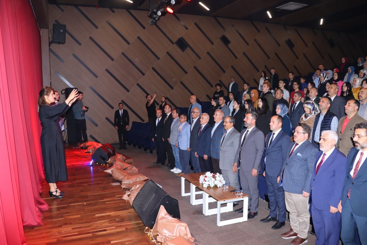 Sanat Sakarya Projesi Kapsamında Şiir Dinletisi Gerçekleştirildi