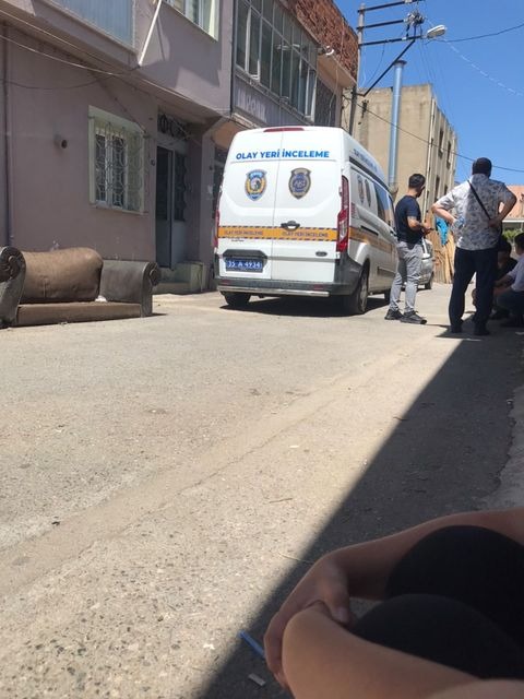 Pompalı tüfekle kendini vurdu