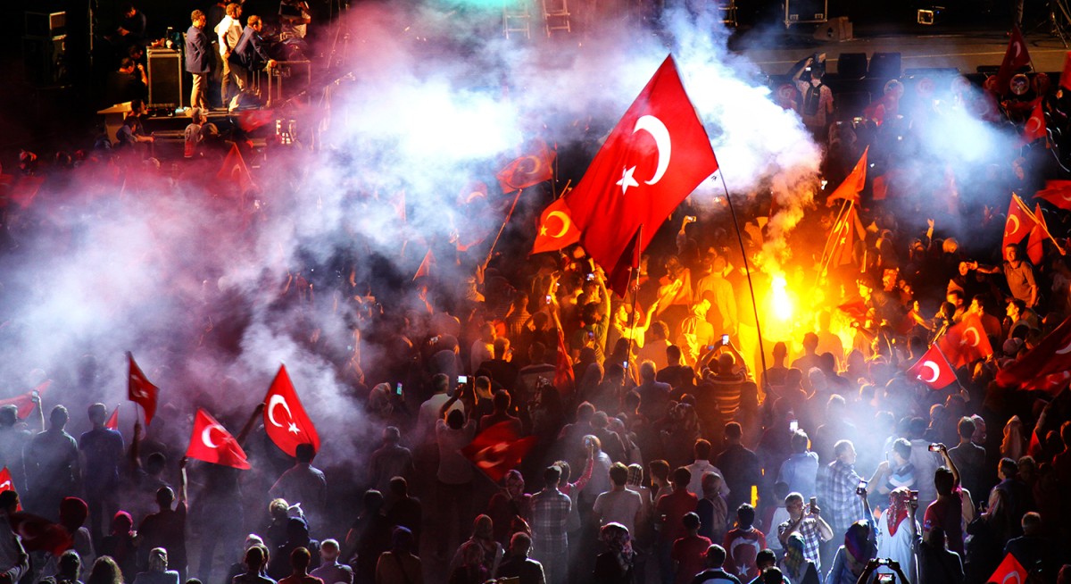 “Hep birlikte Demokrasi Meydanı’nda buluşalım”