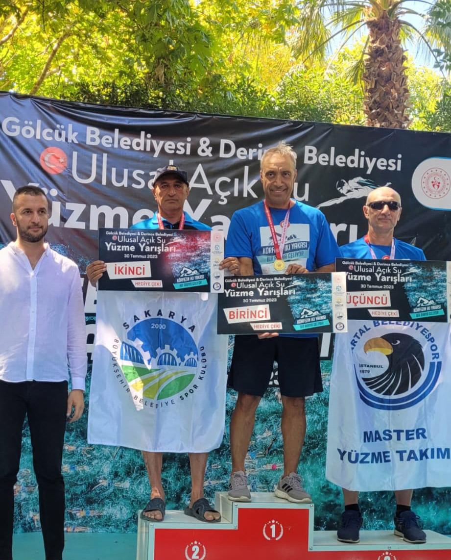 Büyükşehirli yüzücü Çalkan’dan  Körfez yarışlarında ikincilik