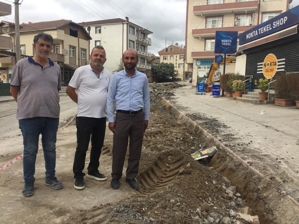 Kaynarca Belediye Meclisi üyelerinden toz, çamur, çukur eleştirisi