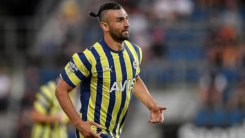 Sakaryalı futbolcunun yeni adresi belli oldu 