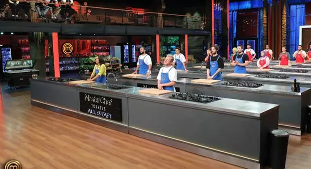 MASTERCHEF SON ELEME ADAYI 26 Ağustos 2023: MasterChef All Star 7. eleme adayı kim oldu, potaya hangi yarışmacı gitti? MasterChef’te şefler kime kaşık attı?