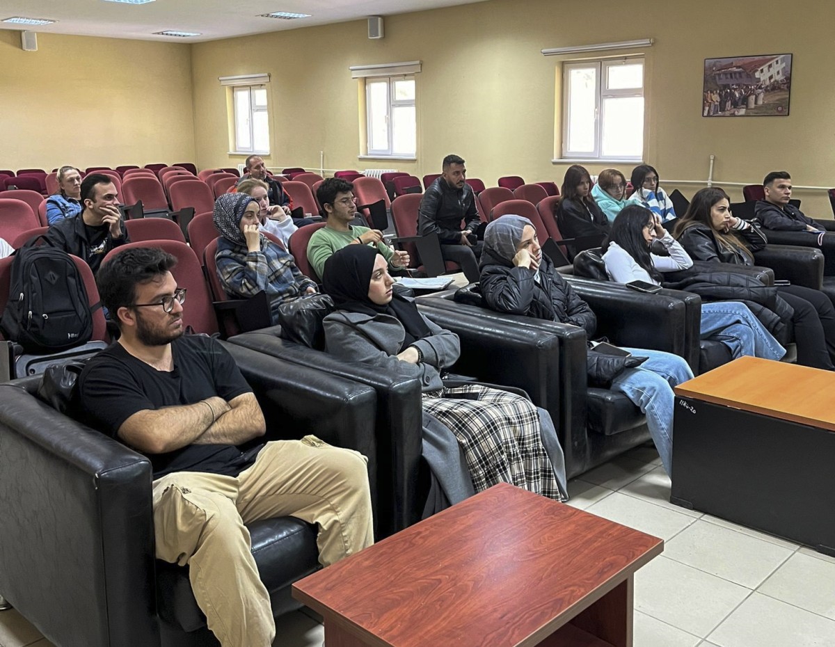 SUBÜ öğrencileri afet farkındalık eğitimi aldı