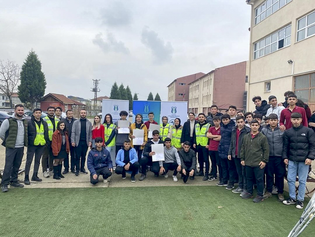 Engelleri aşmak için el ele