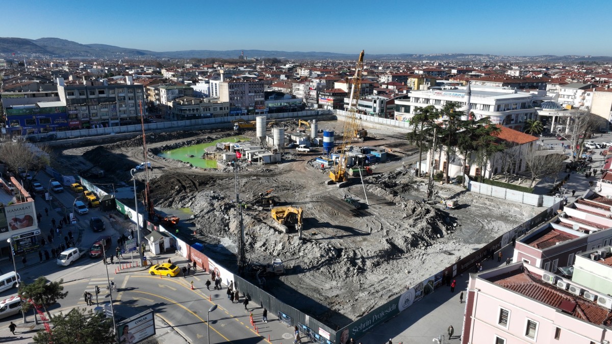 ADAPAZARI’NIN KALBİNDE ÖDÜLLÜ DÖNÜŞÜM