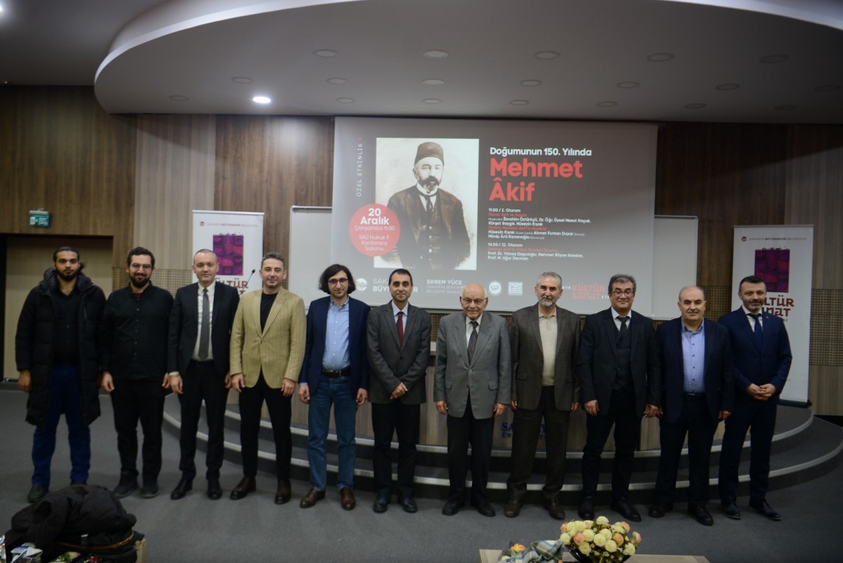 Doğumunun 150. Yılında Vatan Şairi Mehmet Akif Ersoy yad edildi