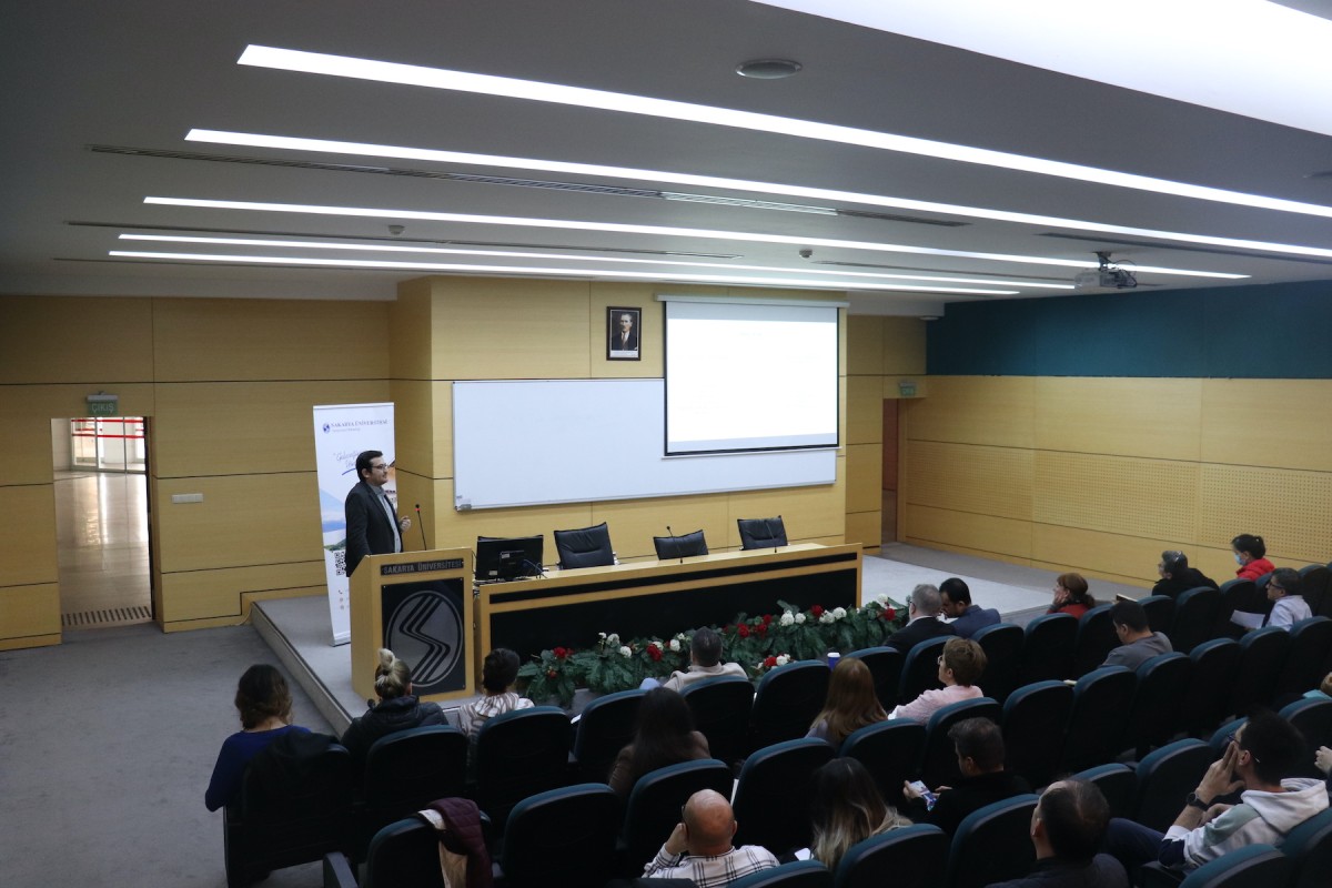 SAÜ’de “Uluslararası ve Avrupa Birliği Proje Deneyimleri Etkinliği” düzenlendi