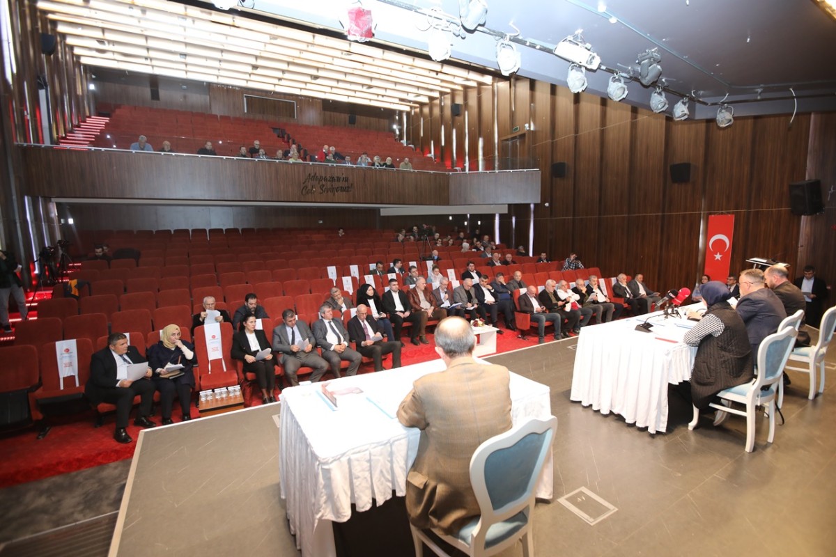 Adapazarı’nda Yılın İlk Meclisi Toplandı