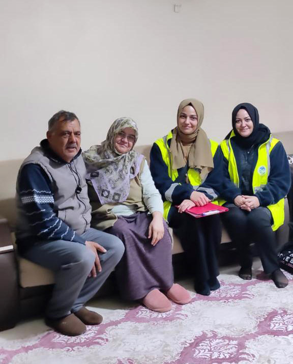Büyükşehir engelli vatandaşları yalnız bırakmıyor