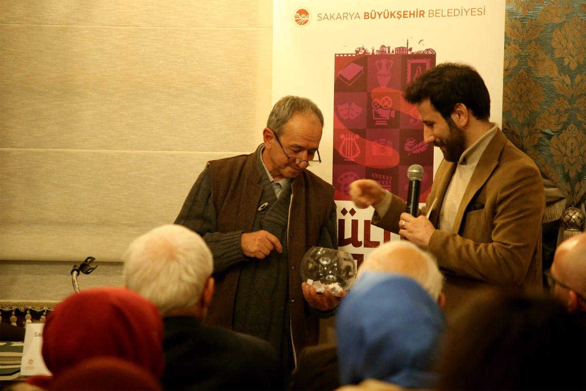 Ünlü İslam düşünürü Muhyiddin  İbn Arabi Tarihi Konak’ta konuşuldu