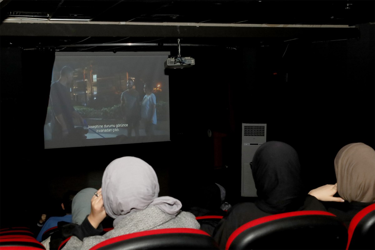 Sinemaseverler OSM’de film  gecesinde buluştu