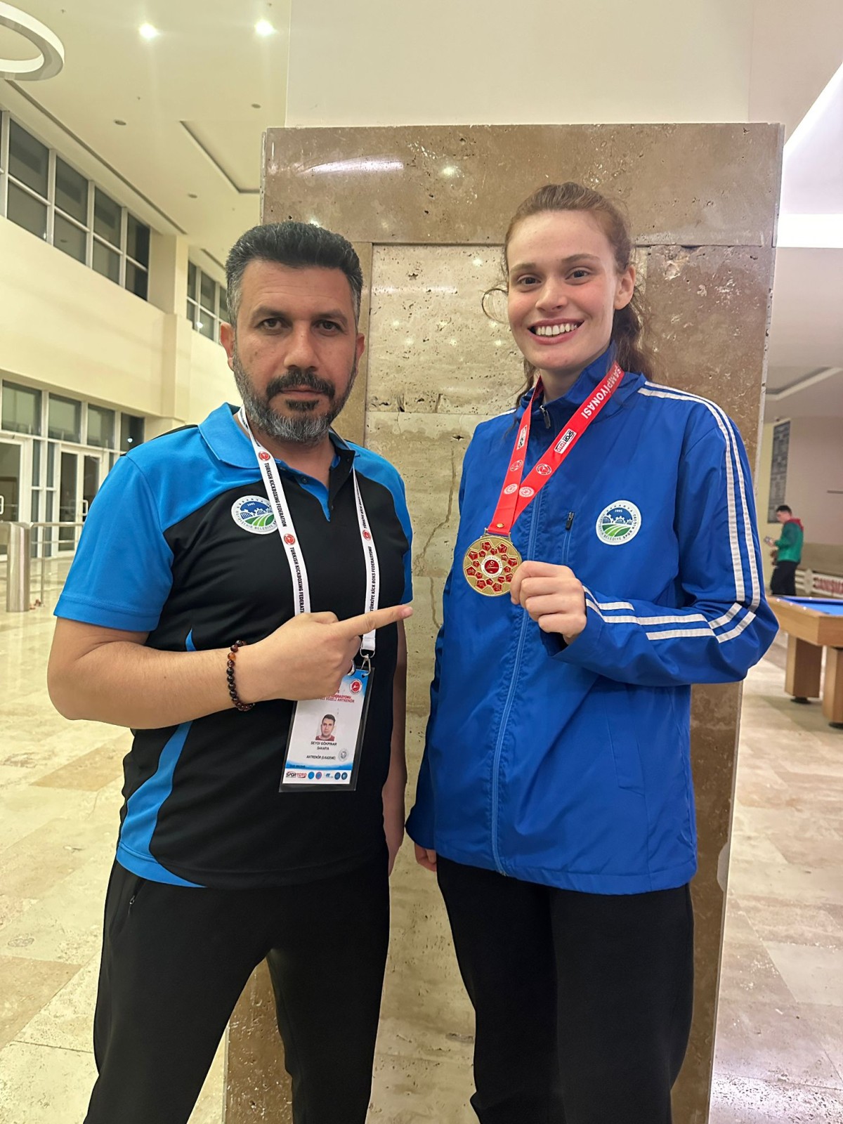 Büyükşehir’in kick bokscuları  Antalya’da rüzgâr olup esti
