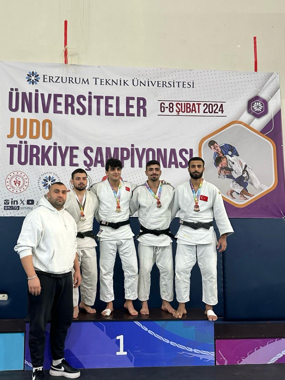 Büyükşehir’in judocusu Sedat  Durmuş Erzurum’da podyuma çıktı