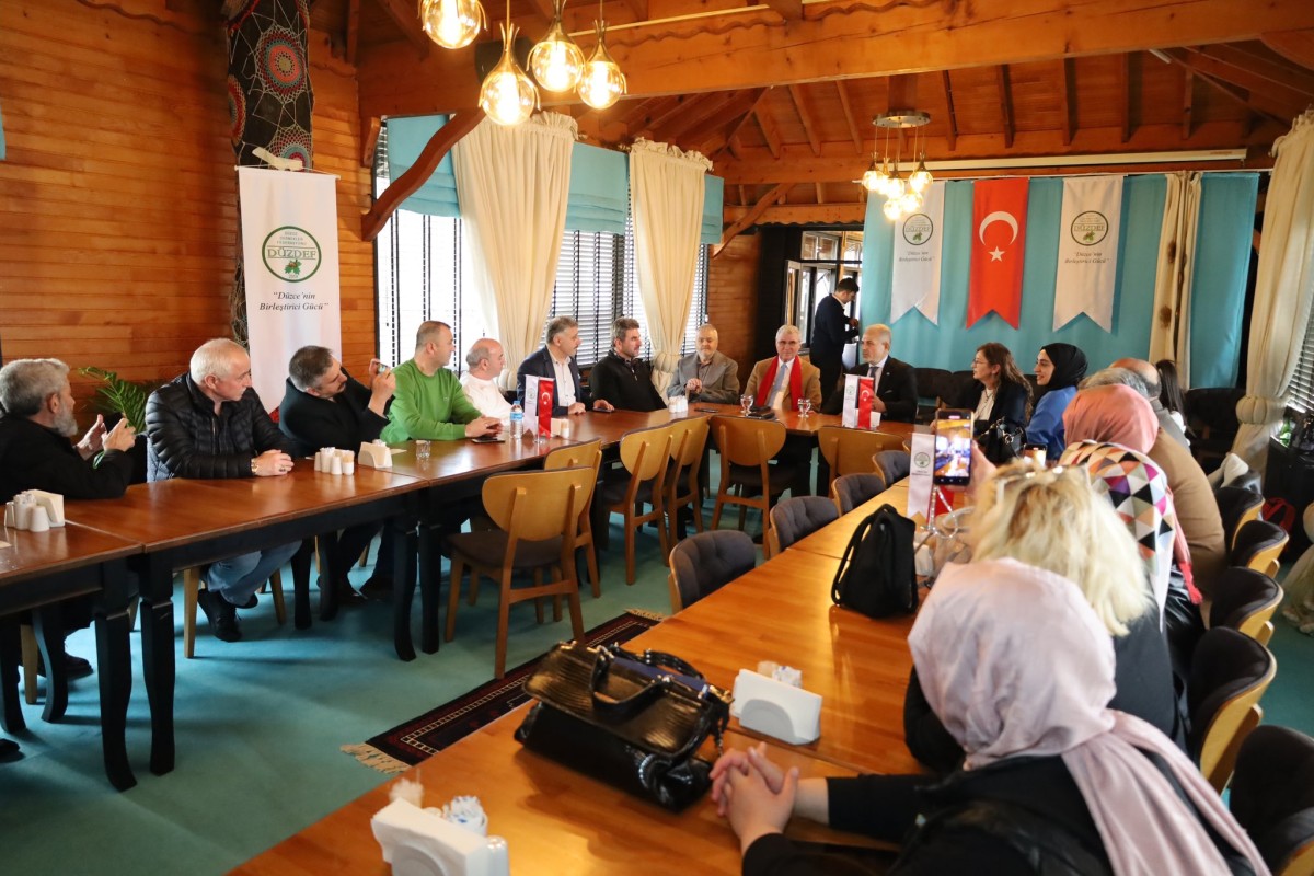 Yüce Düzceliler’le bir aradaydı: “Dostluğu daim kılacak her türlü faaliyetin destekçisiyiz”