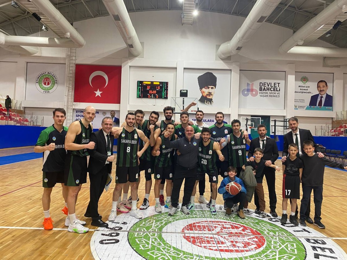 Büyükşehir Basket deplasmanda  farkla kazandı: 82-110