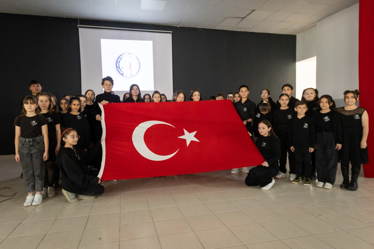 ŞEHİT ALİ GAFFAR OKKAN’AVEFA PROGRAMINDA ÖĞRENCİLERLE BULUŞTU