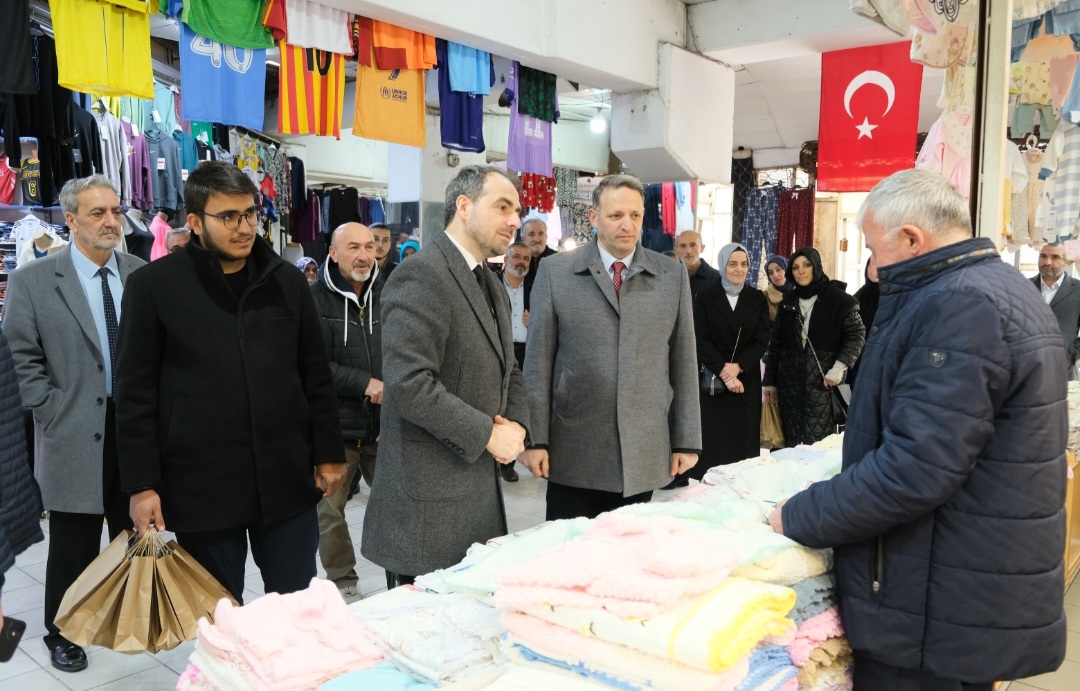 Ayhan, “Sakarya’da yetişen ürünlere dahi para yetiştiremiyoruz”