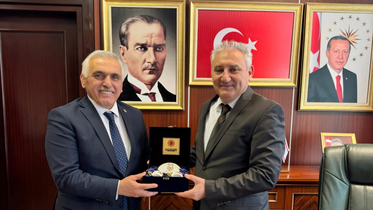 Milletvekili Dr. Osman Yıldız'ı ziyaret etti.