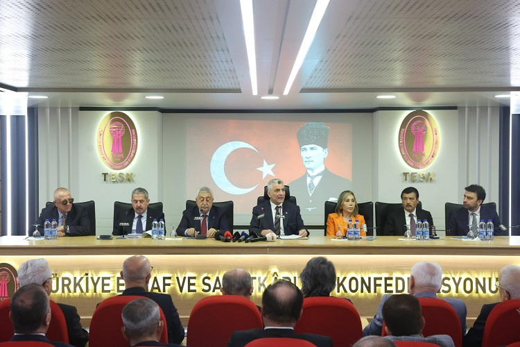 BAKKALLARIN SORUNLARI BAKANA İLETTİ