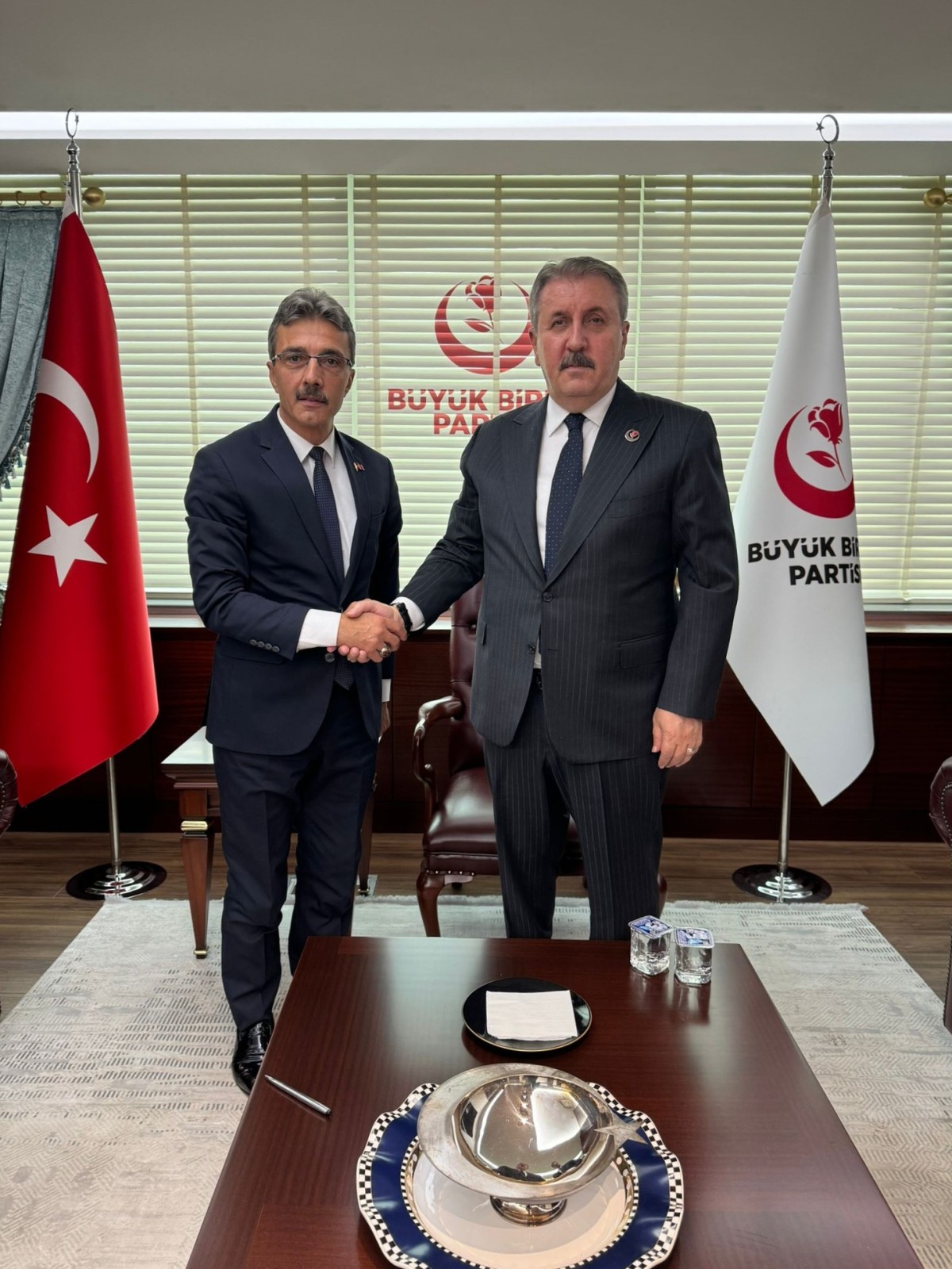  ERENLER İÇİN ANKARA’DA HUMMALI ÇALIŞMA