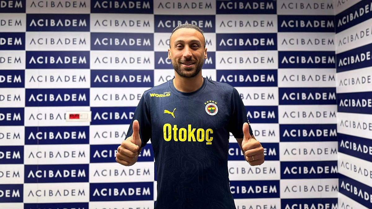 Cenk Tosun Fenerbahçe'ye Transfer Oldu: İstanbul'a Geldi!