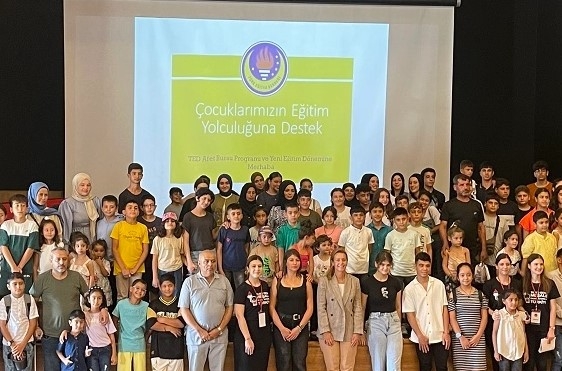 TED'den Hatay'da Eğitim Destekleme Etkinliği